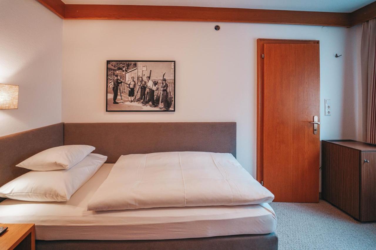 Hotel Garni Almjur Sankt Anton am Arlberg Buitenkant foto