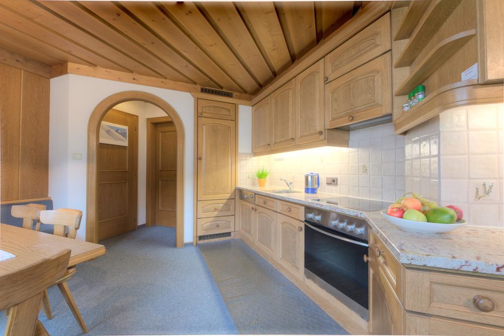 Hotel Garni Almjur Sankt Anton am Arlberg Kamer foto