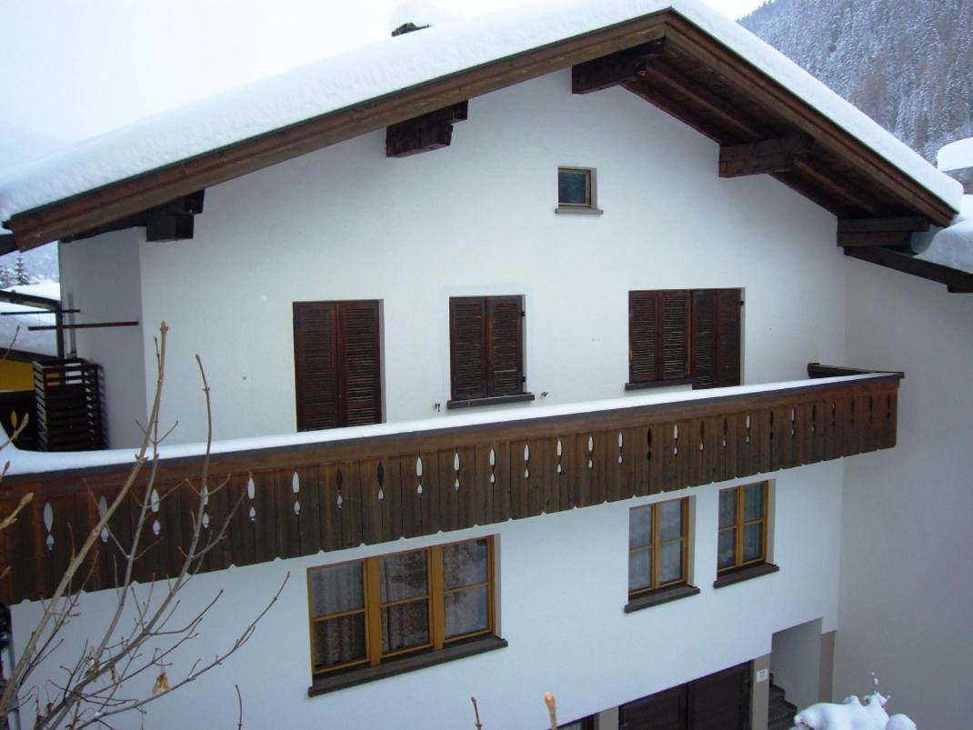 Hotel Garni Almjur Sankt Anton am Arlberg Buitenkant foto